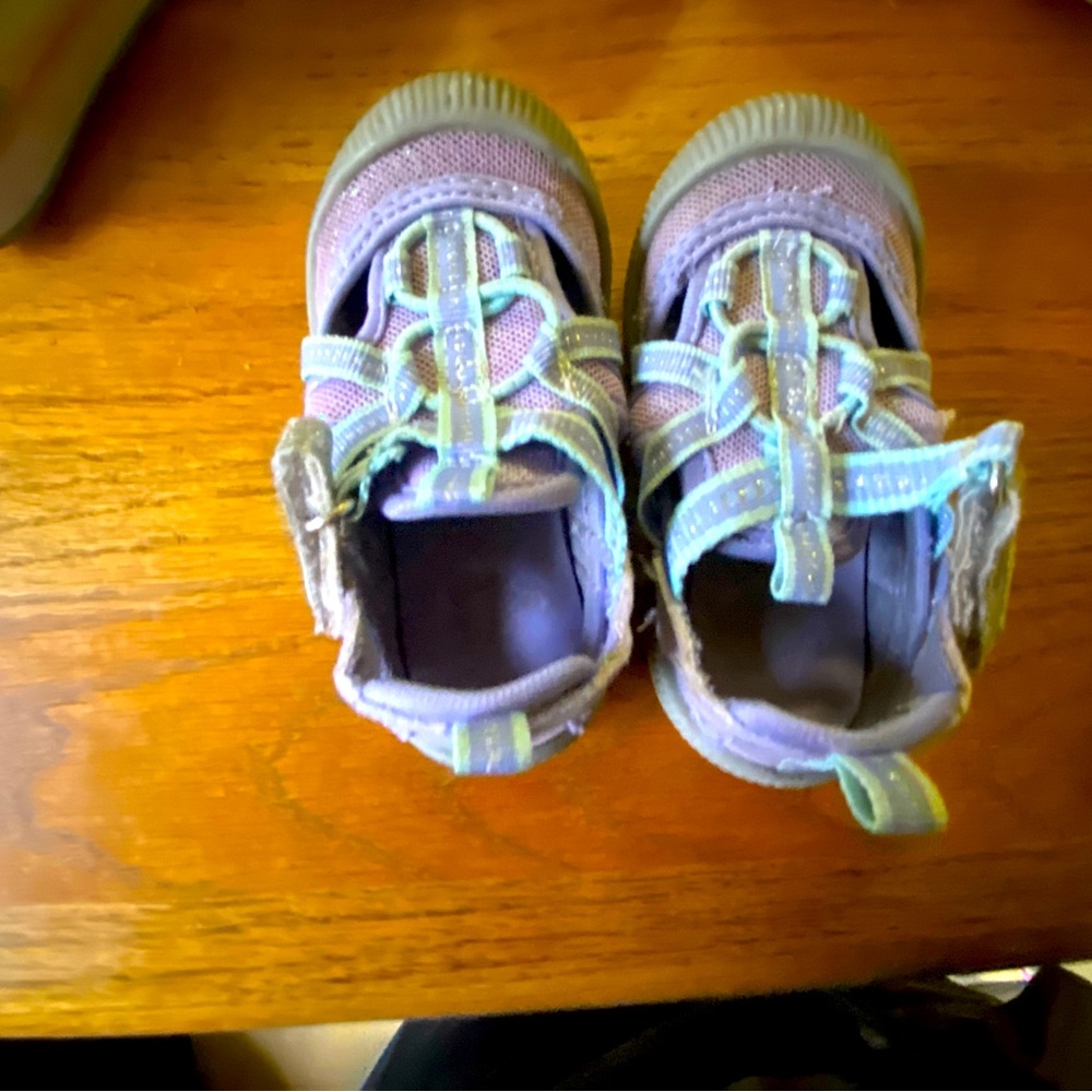 Size 5 toddler sandal